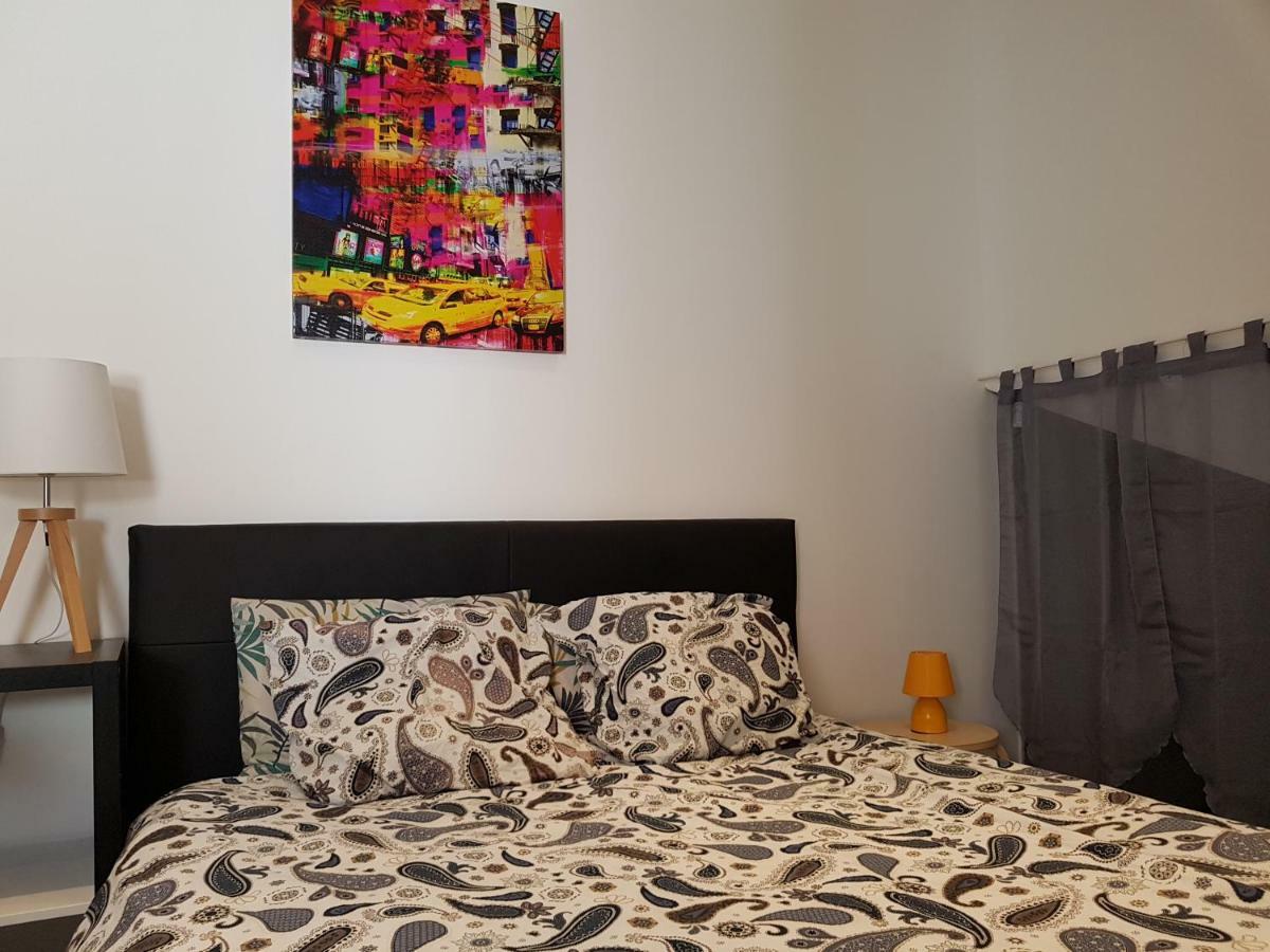Studio Equipe Centre Ville Appartement Le Creusot Buitenkant foto
