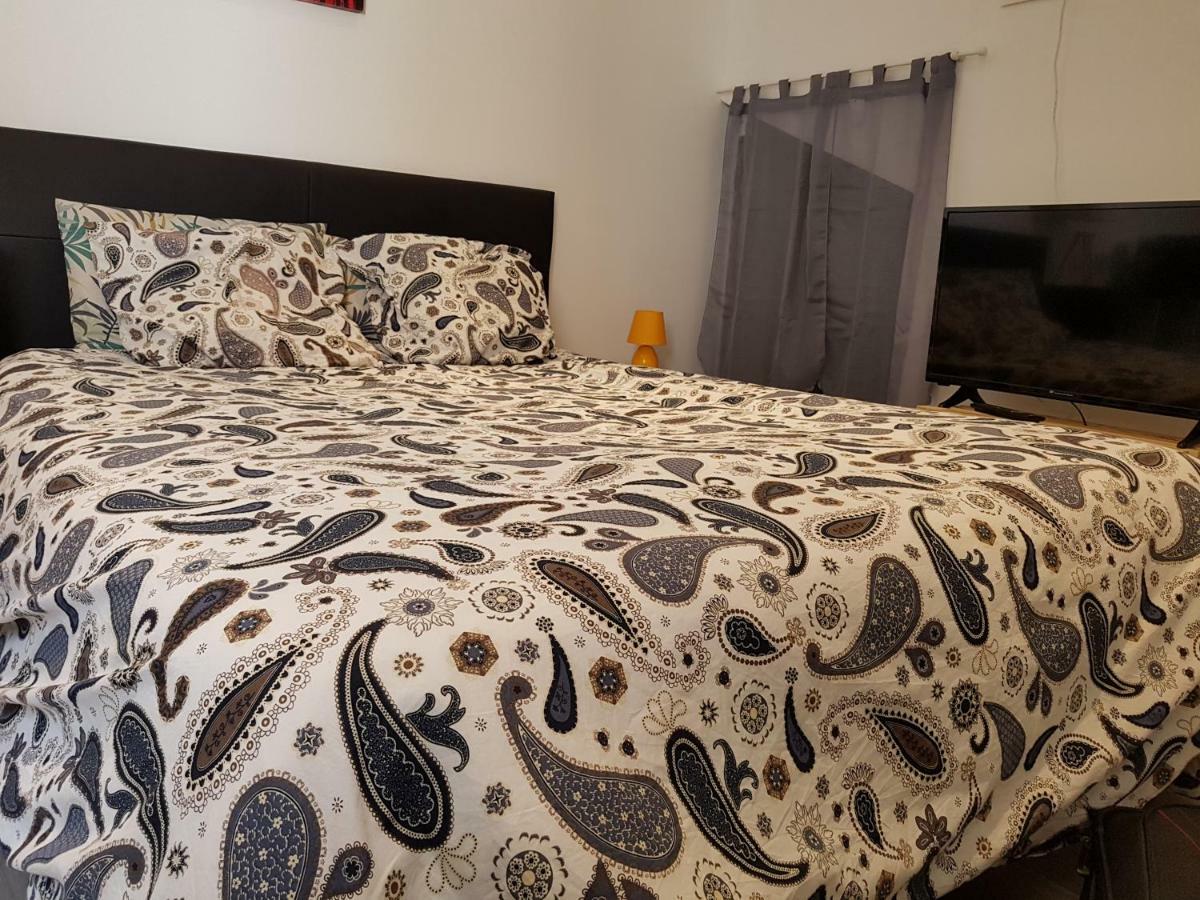 Studio Equipe Centre Ville Appartement Le Creusot Buitenkant foto